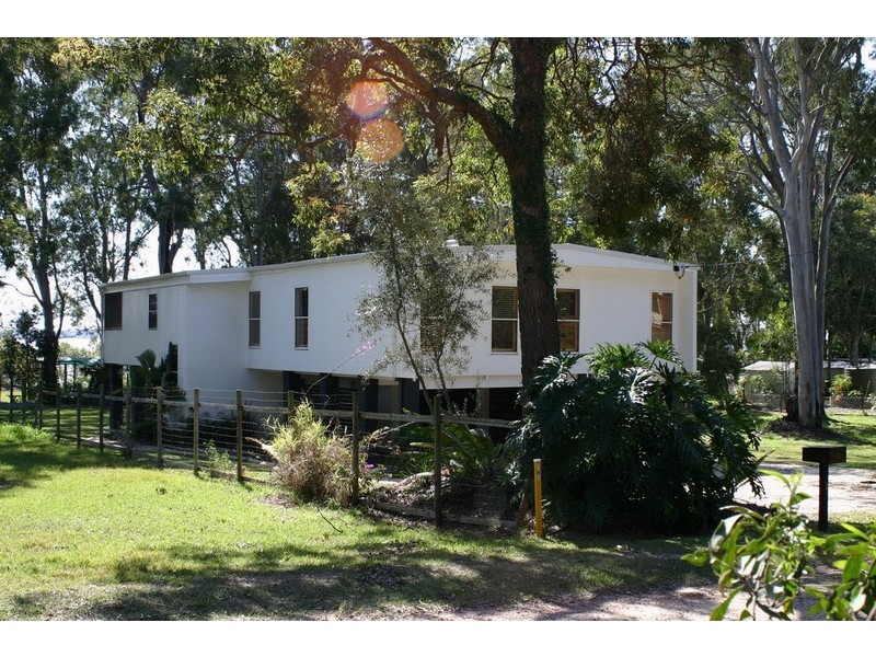 3 Attunga Street, Macleay Island QLD 4184