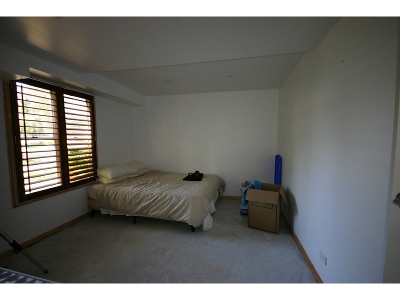 3 Attunga Street, Macleay Island QLD 4184