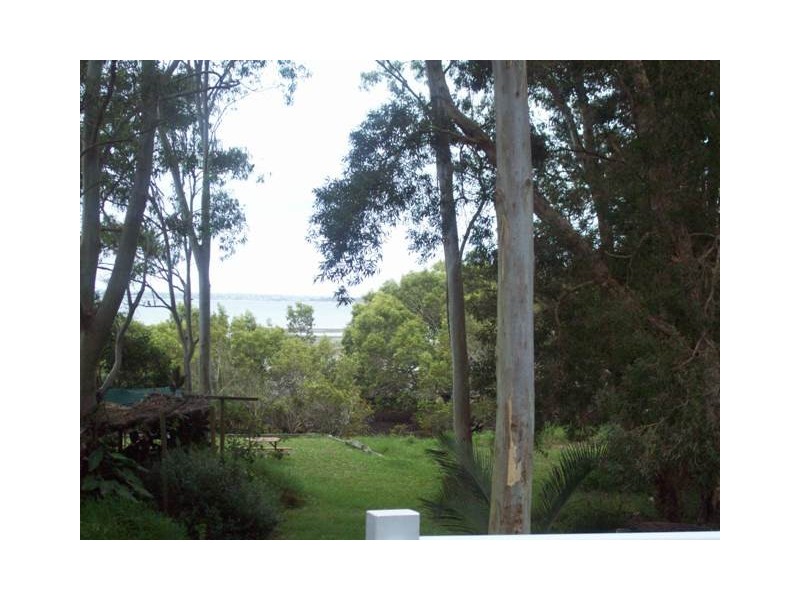 3 Attunga Street, Macleay Island QLD 4184