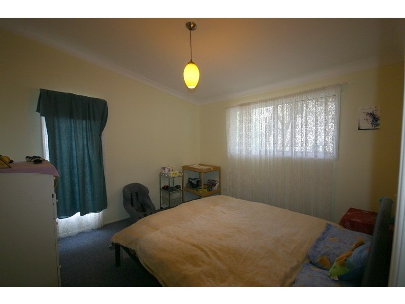 41 Charles, Macleay Island QLD 4184