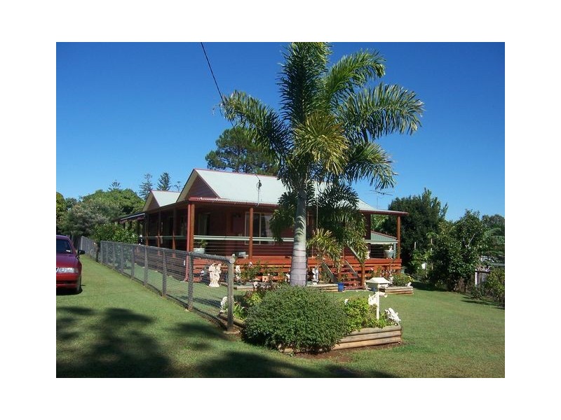 7 Wren Court, Macleay Island QLD 4184