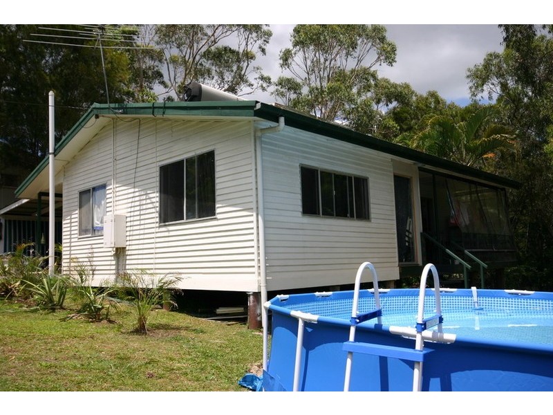 2 Alistair Court, Macleay Island QLD 4184