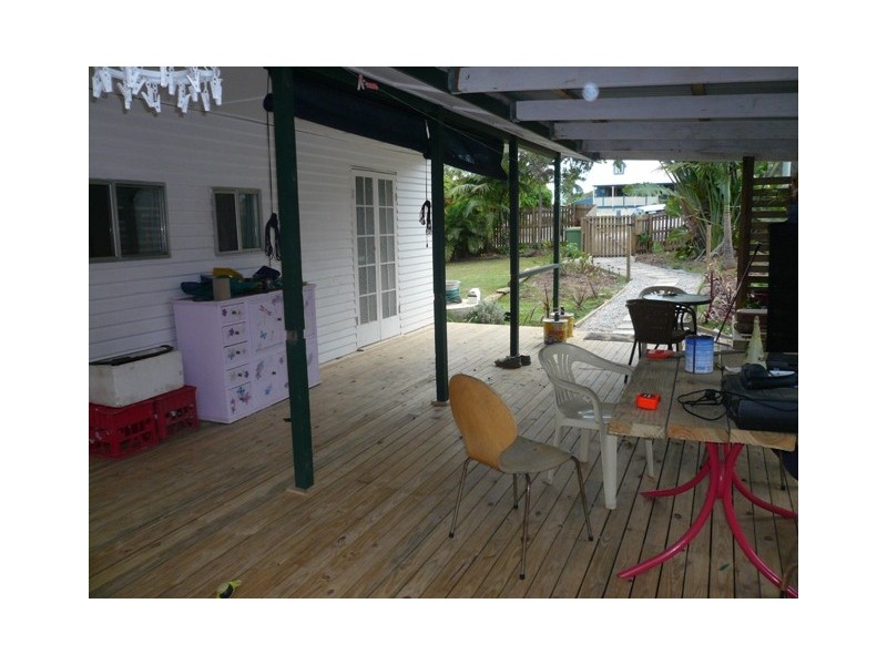 2 Alistair Court, Macleay Island QLD 4184