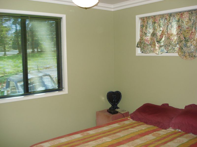 36  Pierhaven, Lamb Island QLD 4184
