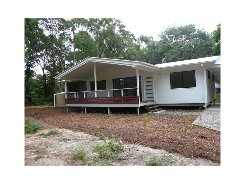 19 Kevin Street, Macleay Island QLD 4184