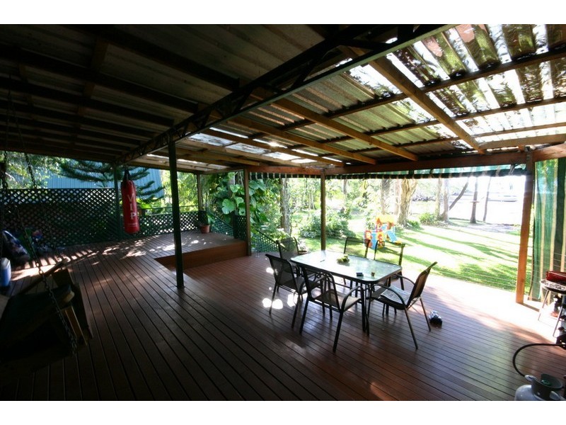 94 Timothy Street, Macleay Island QLD 4184