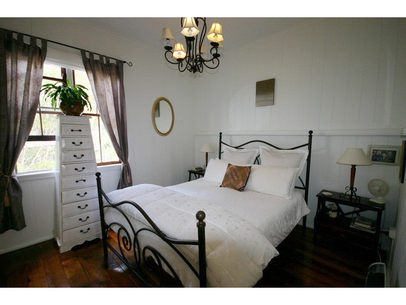 14 Timothy Street, Macleay Island QLD 4184