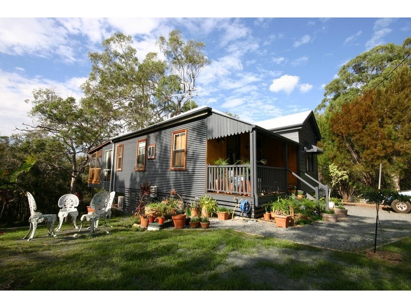 14 Timothy Street, Macleay Island QLD 4184