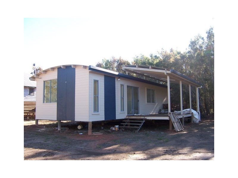 19 Mawson Street, Macleay Island QLD 4184