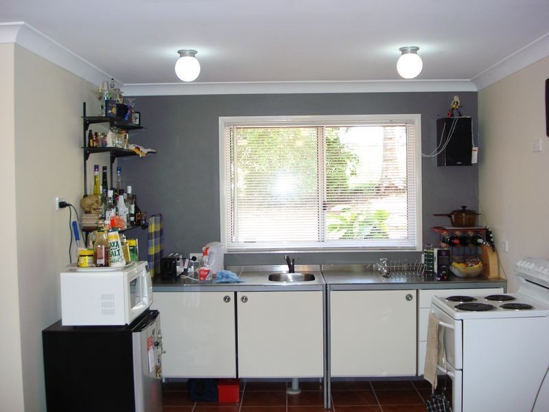 9 Bloodwood Avenue, Lamb Island QLD 4184