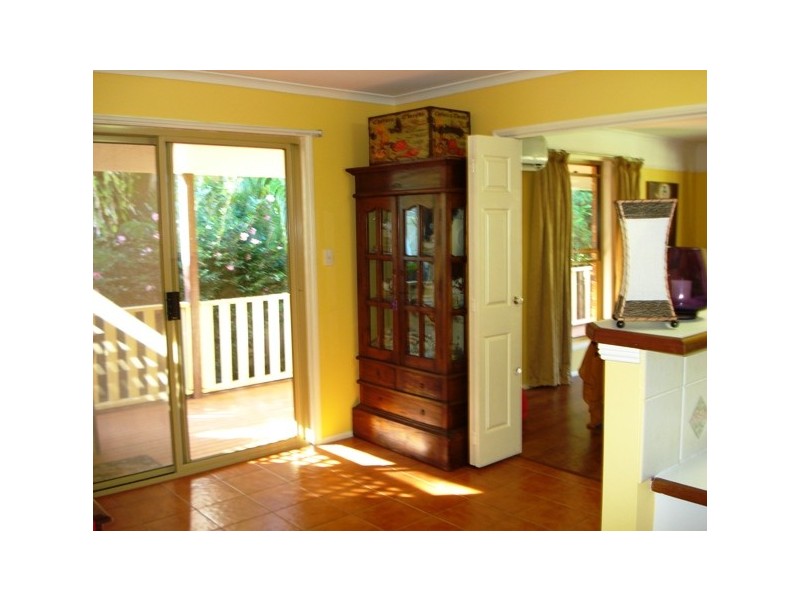 35 Kardinia Street, Macleay Island QLD 4184