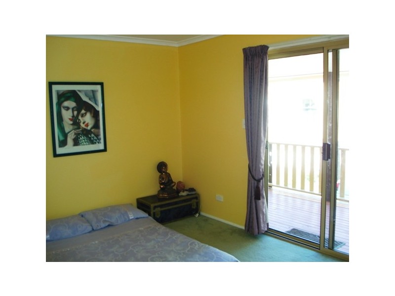 35 Kardinia Street, Macleay Island QLD 4184