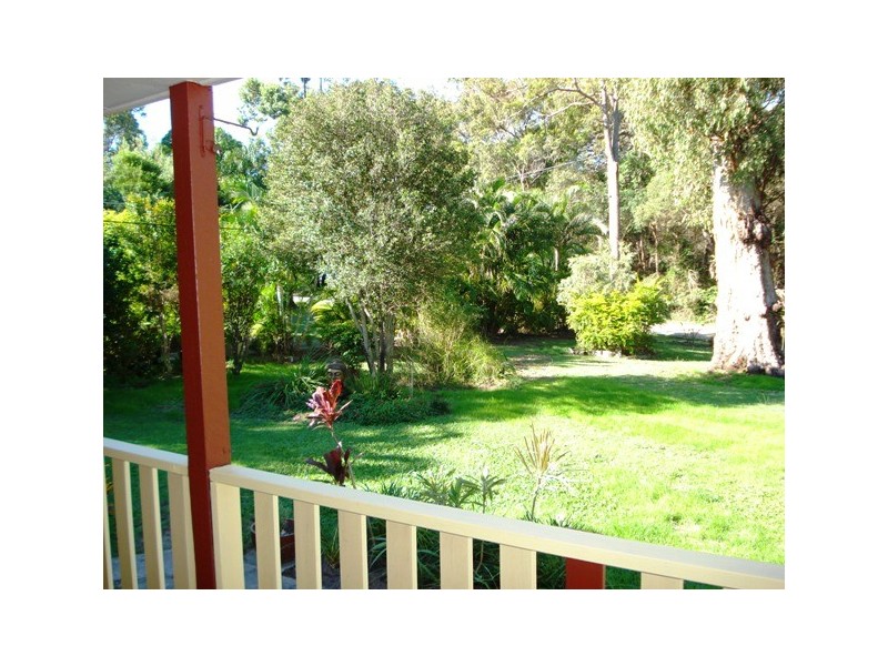 35 Kardinia Street, Macleay Island QLD 4184