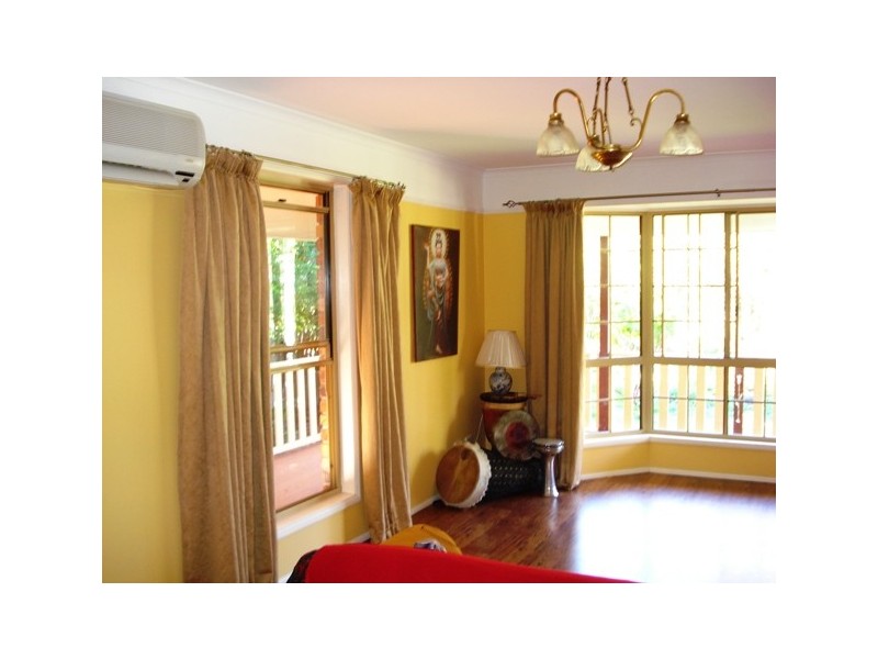 35 Kardinia Street, Macleay Island QLD 4184