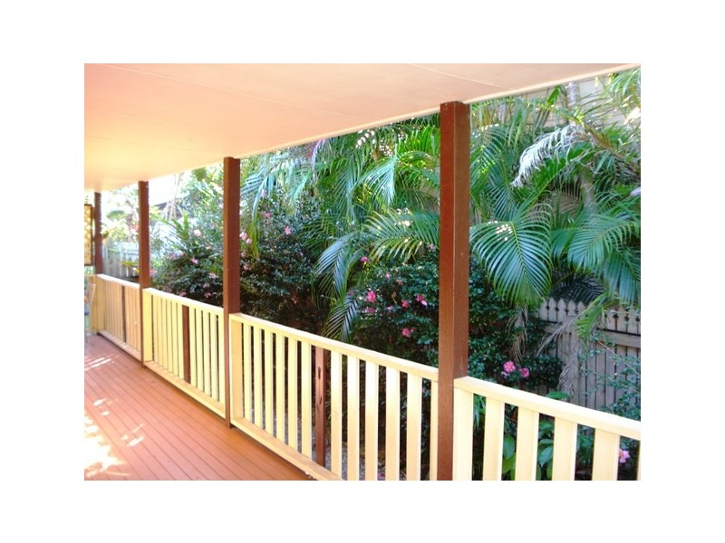 35 Kardinia Street, Macleay Island QLD 4184