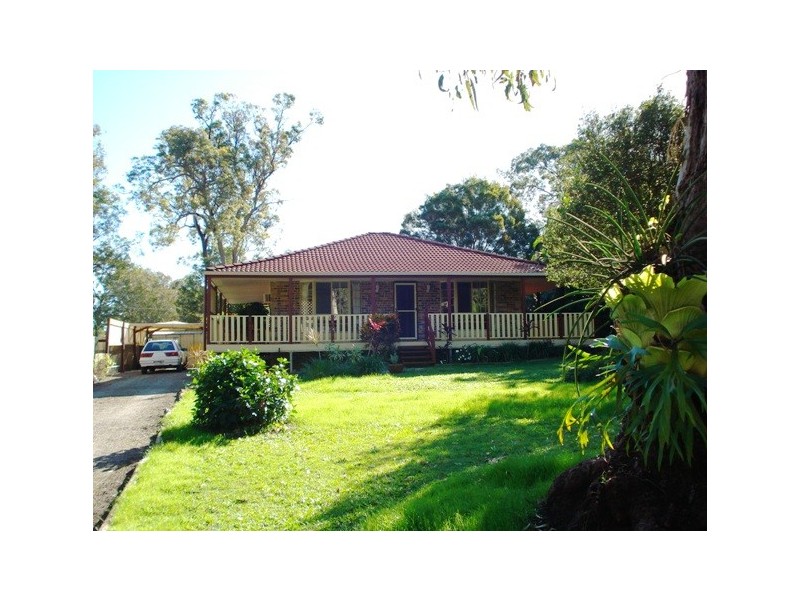 35 Kardinia Street, Macleay Island QLD 4184