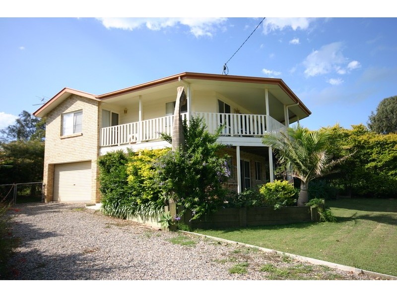 3 Coorong Street, Macleay Island QLD 4184