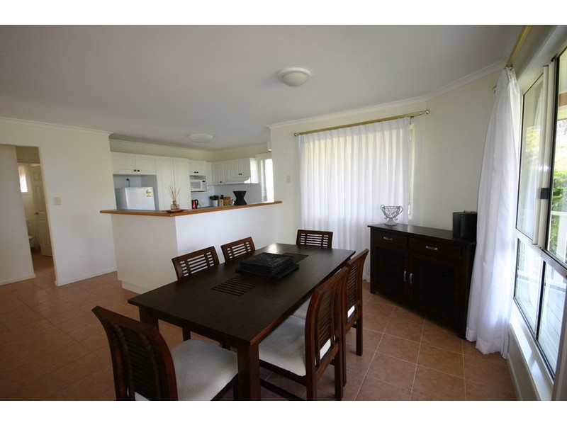 3 Coorong Street, Macleay Island QLD 4184