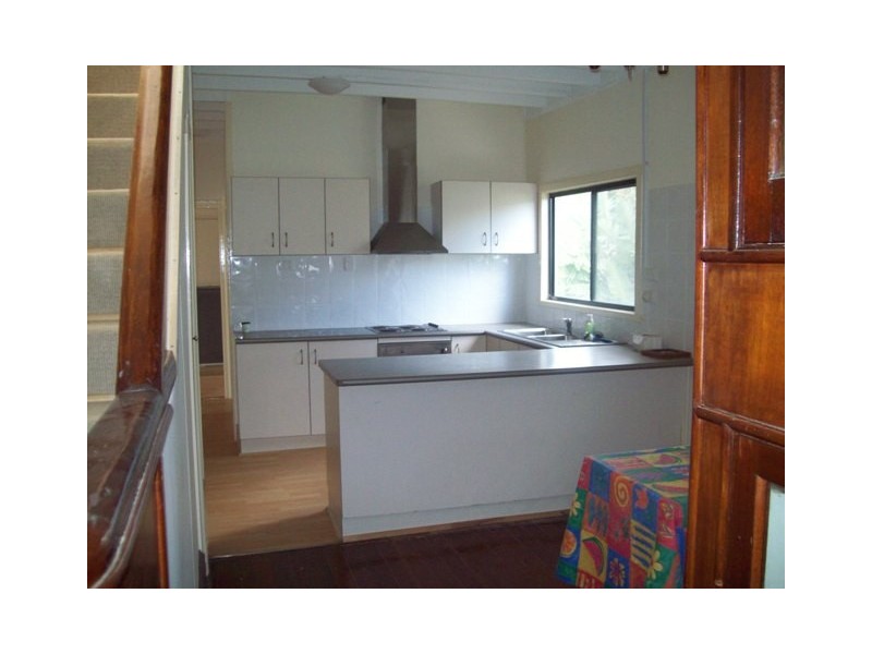 11 Camena  Street, Macleay Island QLD 4184
