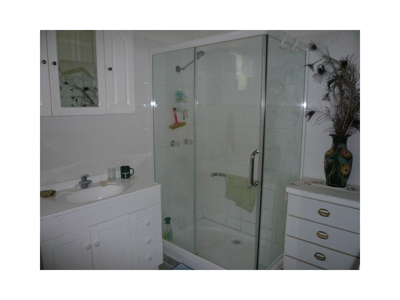 25 Ilya Street, Macleay Island QLD 4184