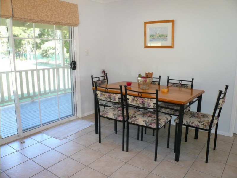 288-296 High Central Rd, Macleay Island QLD 4184