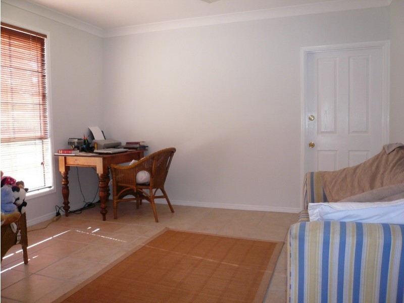 288-296 High Central Rd, Macleay Island QLD 4184