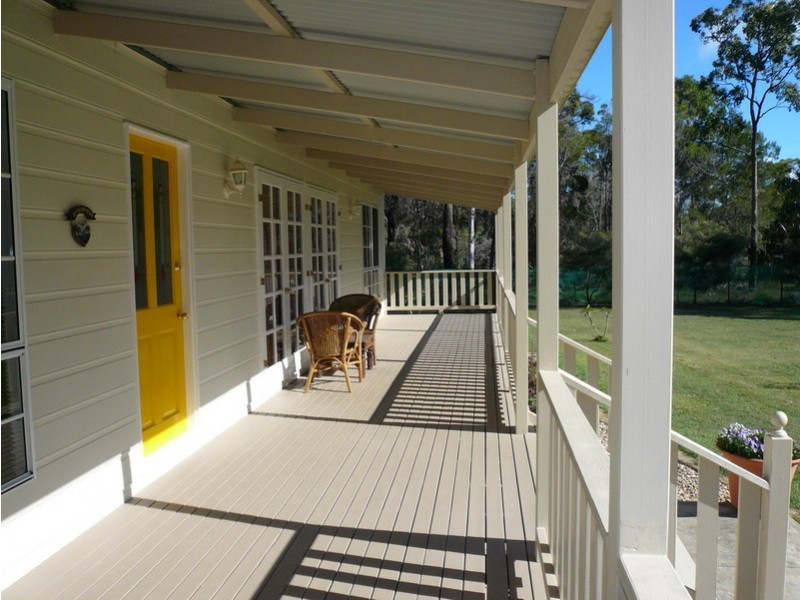 288-296 High Central Rd, Macleay Island QLD 4184