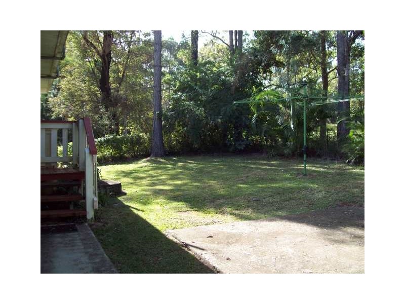 80 High Central Road, Macleay Island QLD 4184