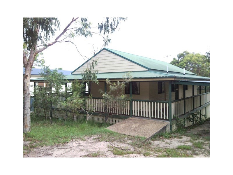 34 Warama Street, Macleay Island QLD 4184