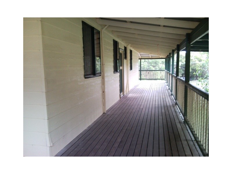 34 Warama Street, Macleay Island QLD 4184