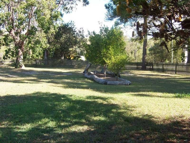 1 Undine Street, Macleay Island QLD 4184