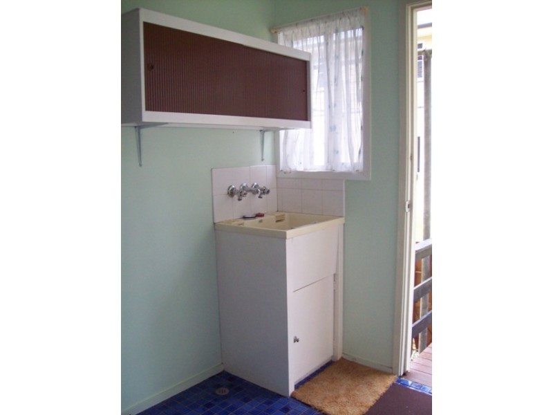 9 Dalpura Street, Macleay Island QLD 4184