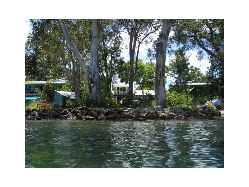17 Coondooroopa Drive, Macleay Island QLD 4184