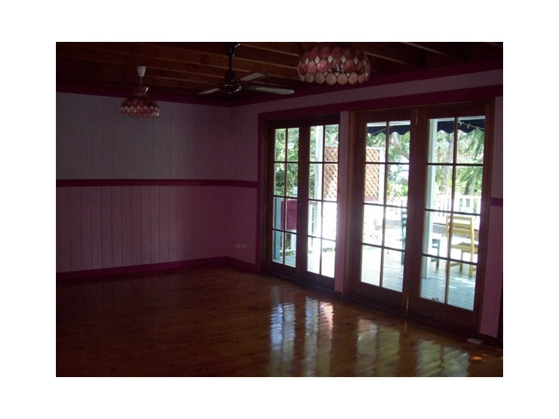 17 Coondooroopa Drive, Macleay Island QLD 4184