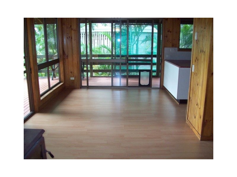 44 Blue Waters Crescent, Macleay Island QLD 4184