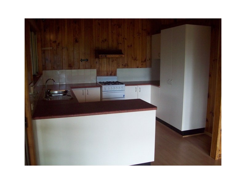 44 Blue Waters Crescent, Macleay Island QLD 4184