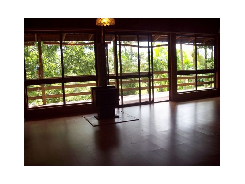 44 Blue Waters Crescent, Macleay Island QLD 4184