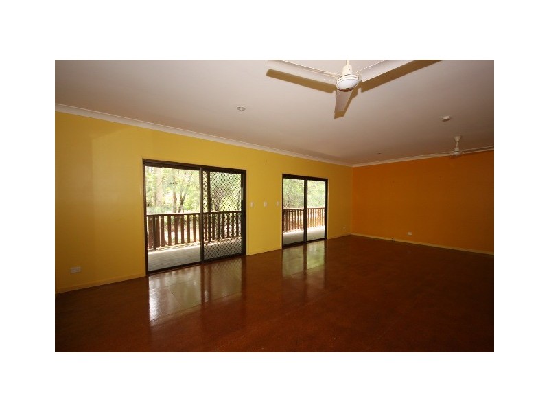 40 Piccaninny Street, Macleay Island QLD 4184