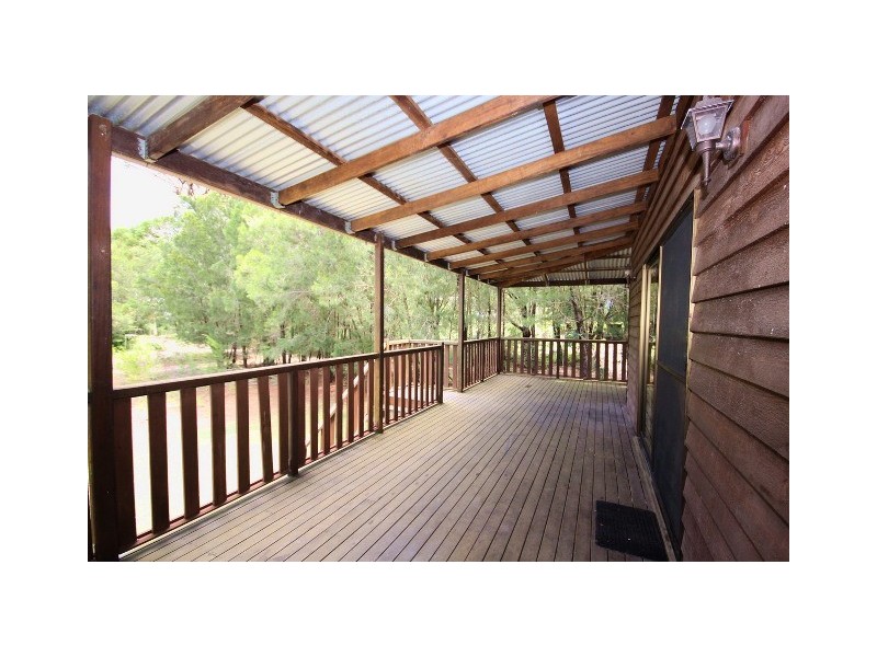 40 Piccaninny Street, Macleay Island QLD 4184