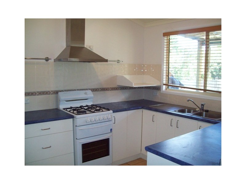 78 Hastings Terrace, Macleay Island QLD 4184