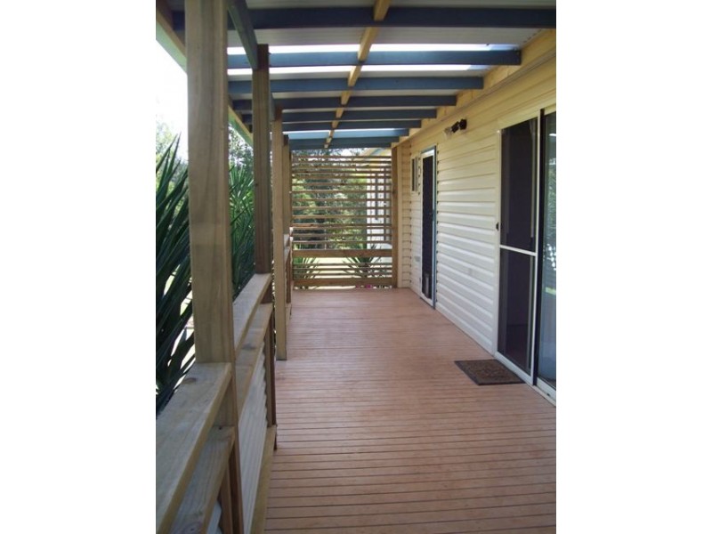 78 Hastings Terrace, Macleay Island QLD 4184