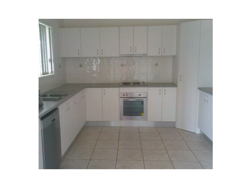 23 Lonicera, Macleay Island QLD 4184