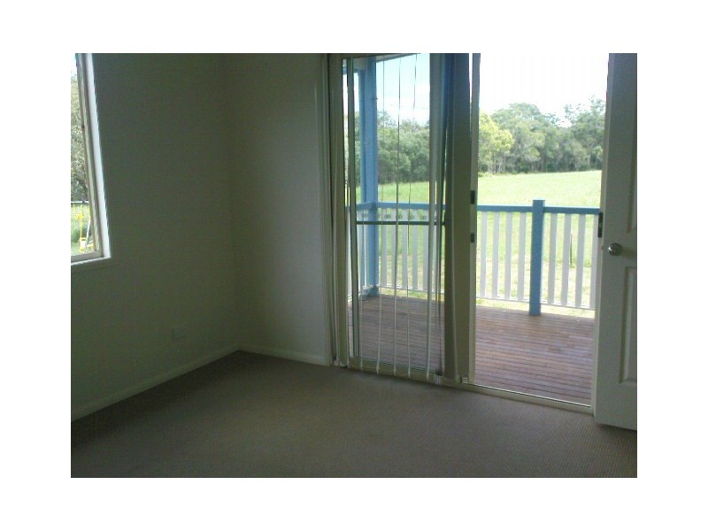 23 Lonicera, Macleay Island QLD 4184