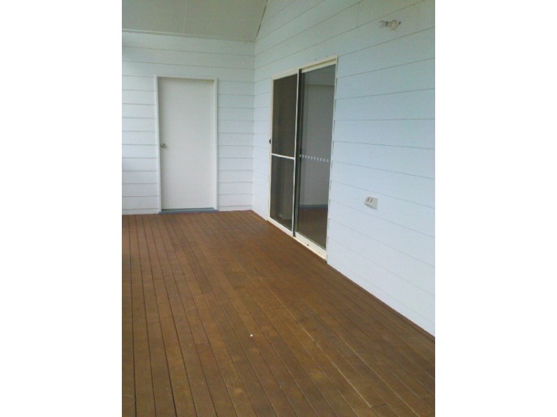 23 Lonicera, Macleay Island QLD 4184