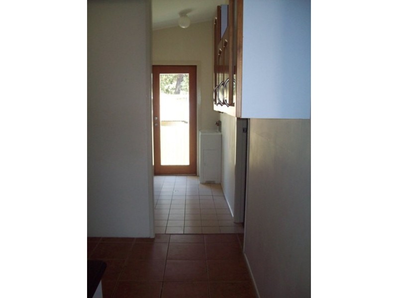 29 President Terrace, Macleay Island QLD 4184