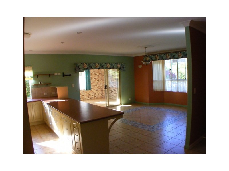 33 Cavendish Road, Russell Island QLD 4184