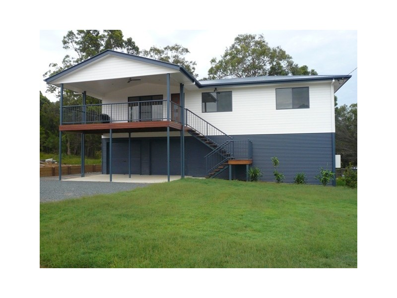 65 Eastbourne Terrace, Macleay Island QLD 4184