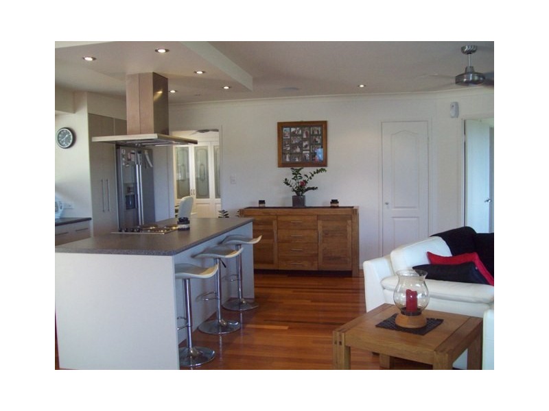 6 Timothy, Macleay Island QLD 4184