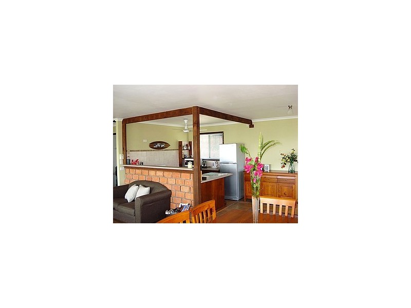 38 Goodsell Crescent, Lamb Island QLD 4184