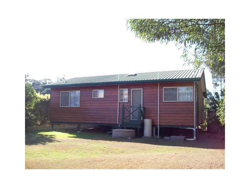 16 Marine Street, Macleay Island QLD 4184